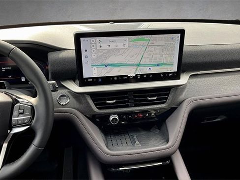 New 2025 Ford Explorer Platinum image 7