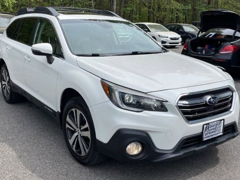Used 2019 Subaru Outback 2.5i Limited AWD/4WD image 1