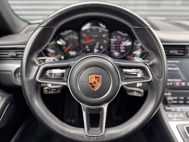 Used 2018 Porsche 911 Carrera RWD image 20