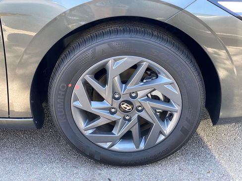 New 2026 Hyundai Elantra Hybrid FWD image 38