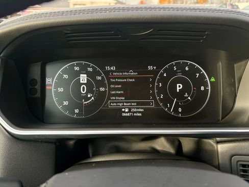 Used 2017 Land Rover Range Rover image 59