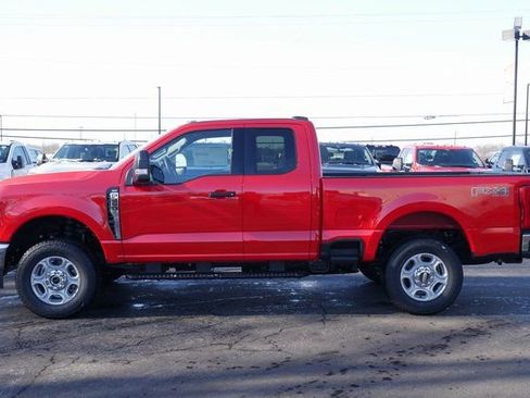 New 2026 Ford F250 XLT w/ FX4 Off-Road Package AWD/4WD image 7