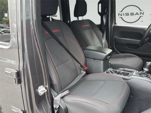 Used 2023 Jeep Wrangler Unlimited Rubicon w/ Safety Group AWD/4WD image 27