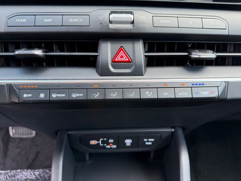 New 2026 Kia K4 FWD image 16