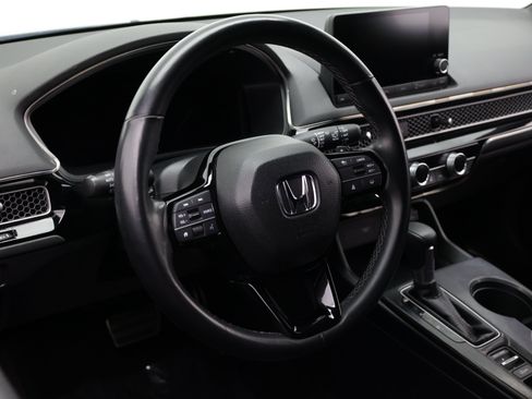 Used 2024 Honda Civic Sport image 8