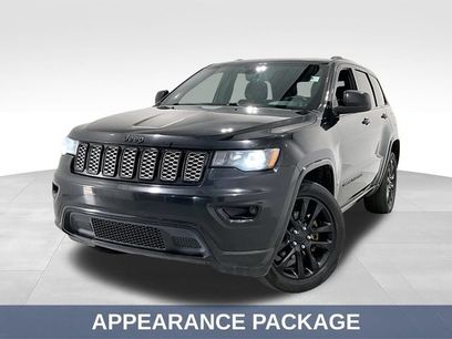Used 2020 Jeep Grand Cherokee Altitude