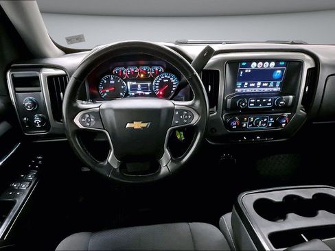 Used 2018 Chevrolet Silverado 1500 LT w/ All Star Edition AWD/4WD image 9