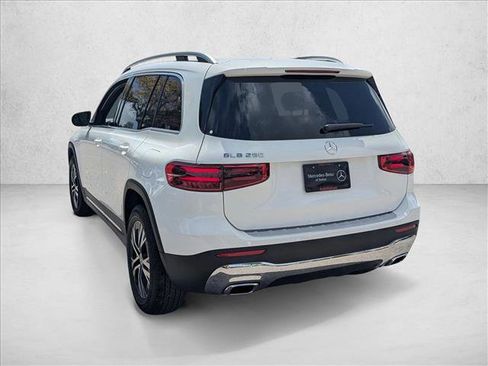 New 2026 Mercedes-Benz GLB 250 image 8