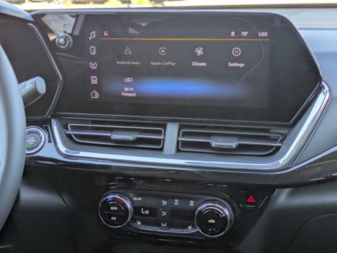 New 2026 Chevrolet Trax ACTIV w/ Driver Confidence Package image 5