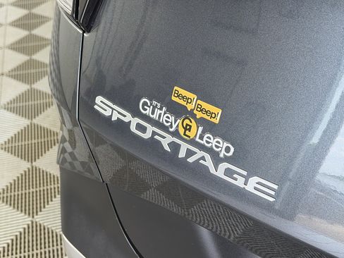 Certified 2023 Kia Sportage LX AWD/4WD image 15