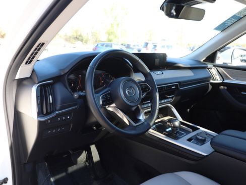 Certified 2024 MAZDA CX-90 Plug-In Hybrid w/ Premium Pkg AWD/4WD image 19