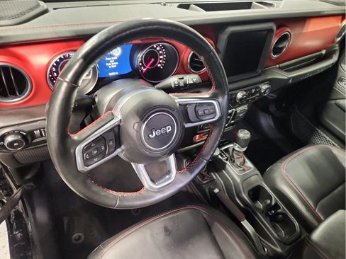 Used 2021 Jeep Wrangler Unlimited Rubicon AWD/4WD image 10