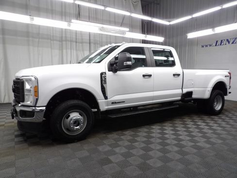 Used 2023 Ford F350 XL w/ 360-Degree Camera Package AWD/4WD image 9