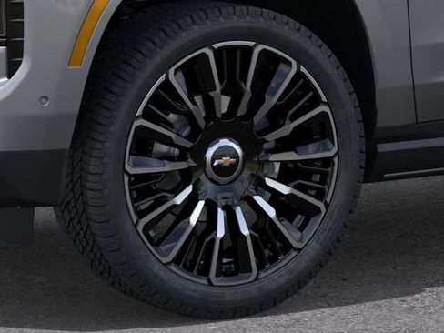 New 2026 Chevrolet Tahoe High Country AWD/4WD image 9