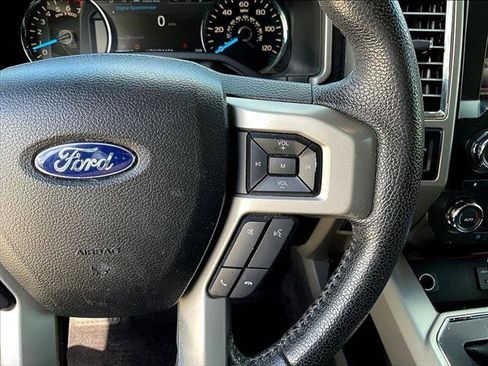 Used 2015 Ford F150 Lariat RWD image 17