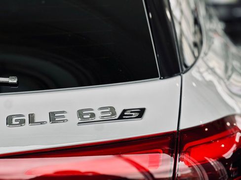 New 2026 Mercedes-Benz GLE 63 AMG S image 15