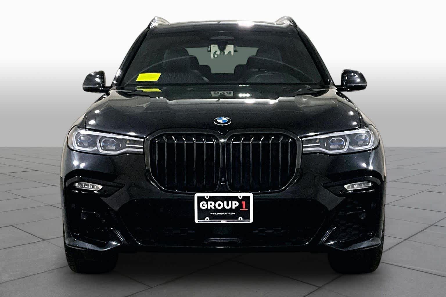 Used 2022 BMW X7 M50i AWD/4WD image 3