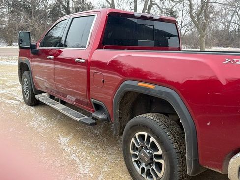 Used 2024 GMC Sierra 3500 SLT w/ SLT Premium Package image 4