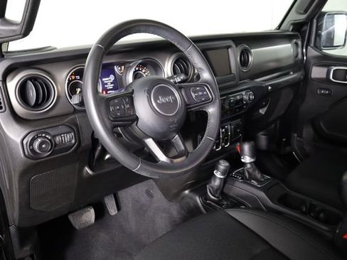 Used 2022 Jeep Wrangler Unlimited Sport AWD/4WD image 24