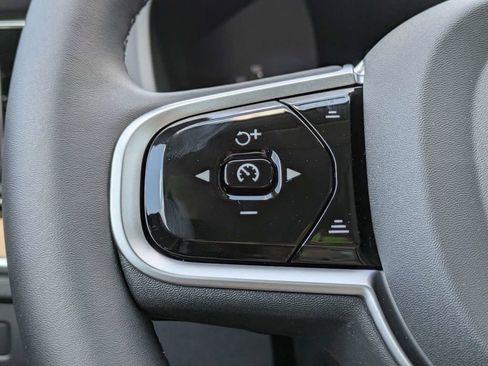 New 2026 Volvo XC60 B5 Plus w/ Protection Package Premier AWD/4WD image 34