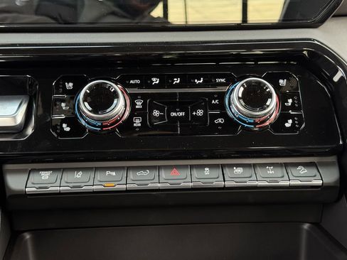 New 2026 GMC Sierra 2500 AT4X image 17