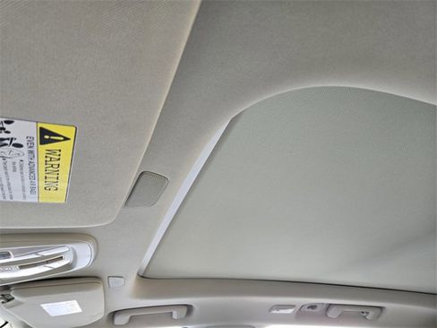 New 2025 Volvo XC90 T8 Plus w/ Protection Package Premier image 39