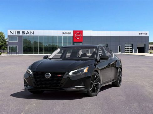 New 2026 Nissan Altima 2.5 SR FWD image 2