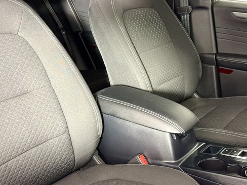 Used 2023 Ford Escape Active w/ Tech Pack #1 AWD/4WD image 32