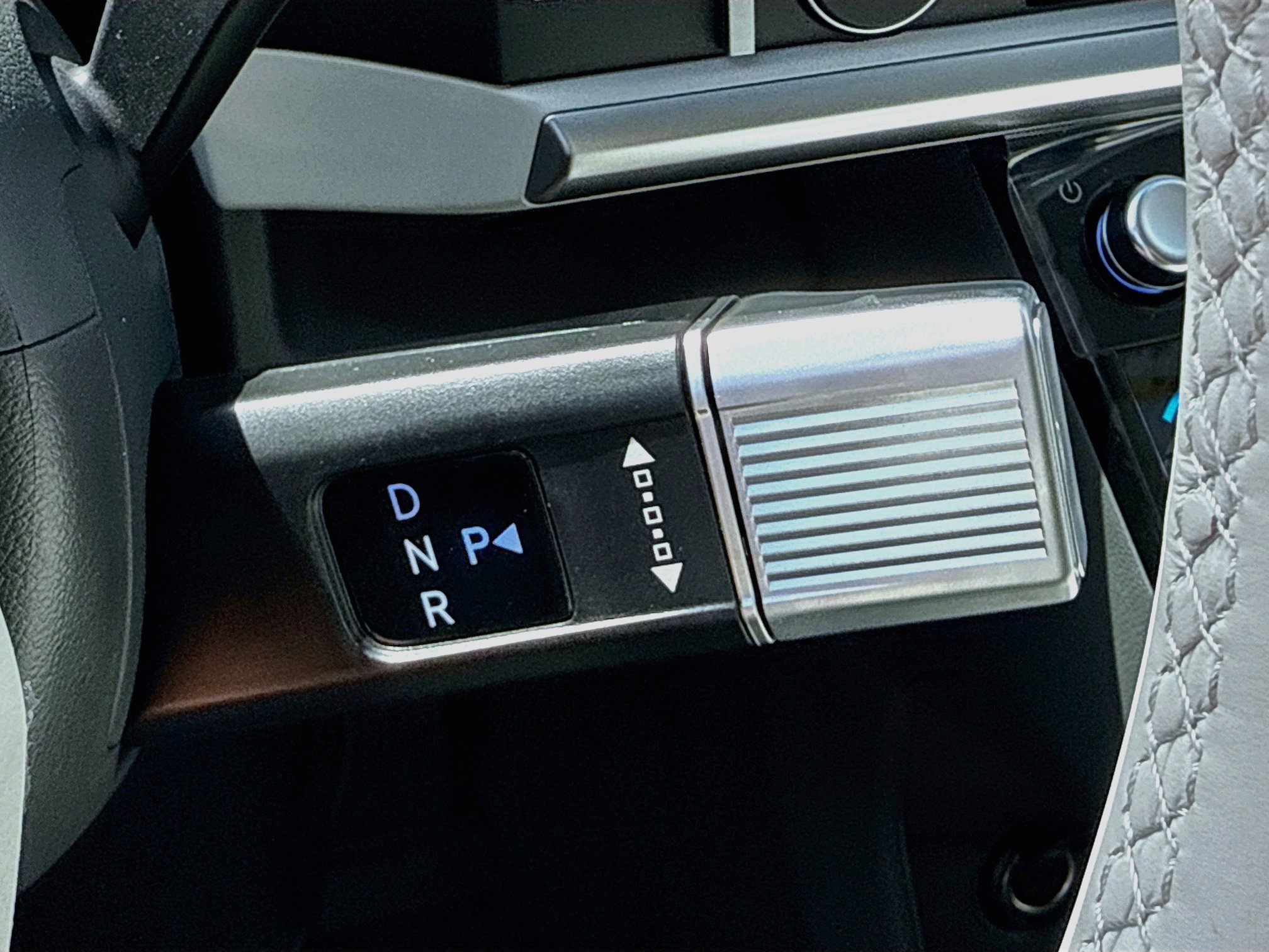 New 2027 Hyundai Santa Fe SEL FWD image 13