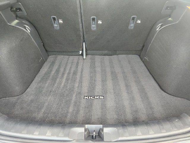 Used 2024 Nissan Kicks SV FWD image 27
