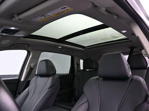 Used 2024 Acura MDX SH-AWD image 29