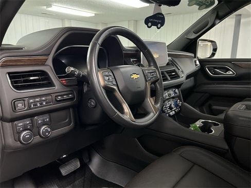 Used 2023 Chevrolet Suburban High Country image 45