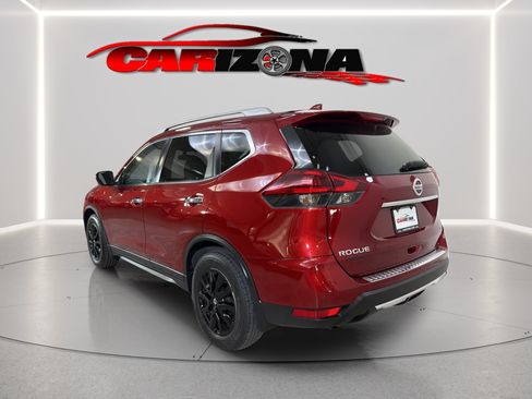 Used 2018 Nissan Rogue SV FWD image 8