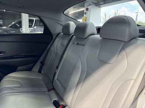 Used 2026 Hyundai Elantra Limited FWD image 22