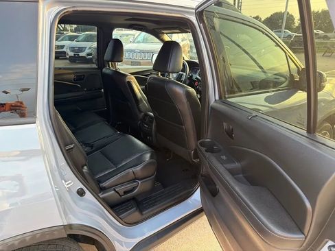 Used 2022 Honda Passport Elite image 17