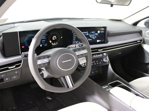 Used 2025 Hyundai Sonata SEL image 8