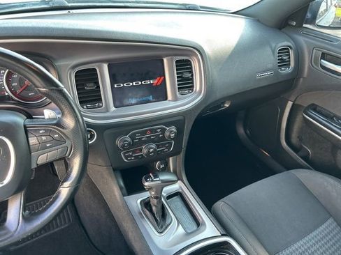Used 2019 Dodge Charger GT RWD image 19