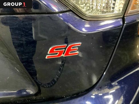 Used 2023 Toyota Corolla SE w/ SE Premium Package image 10