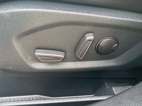 Used 2020 Ford Edge ST w/ Equipment Group 401A AWD/4WD image 29