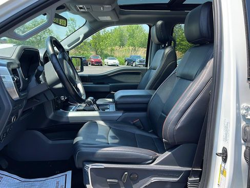 Used 2022 Ford F150 Lariat w/ Max Trailer Tow Package AWD/4WD image 4