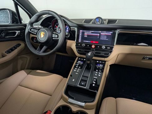 New 2026 Porsche Macan AWD/4WD image 23