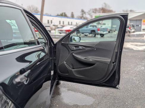 Used 2024 Chevrolet Malibu RS image 38