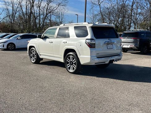 Used 2021 Toyota 4Runner Limited image 9