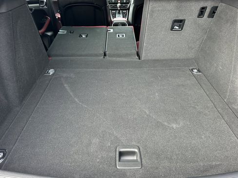 Used 2025 Porsche Macan S image 15