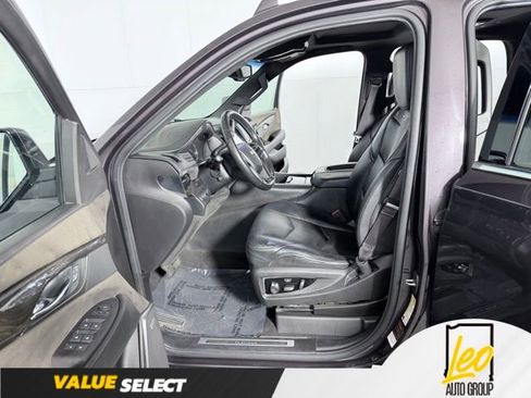 Used 2016 Cadillac Escalade Platinum AWD/4WD image 19