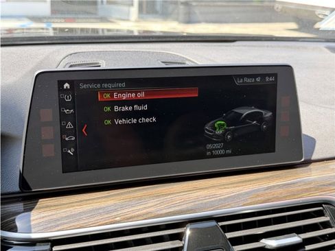 Used 2018 BMW 540i w/ Premium Package RWD image 46