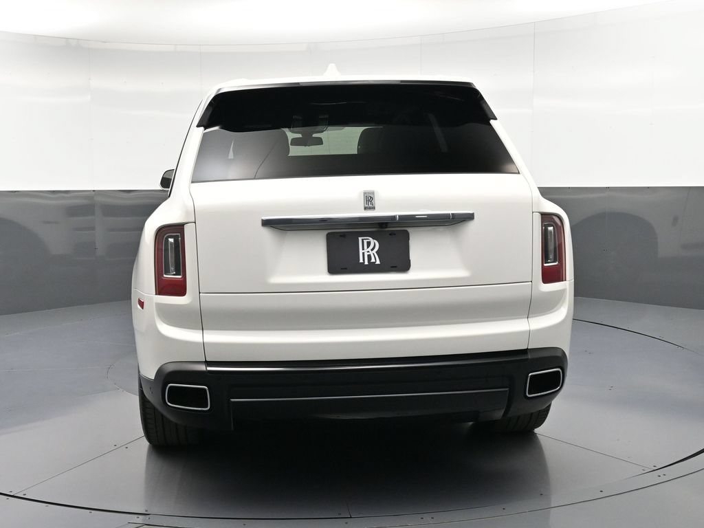 Certified 2022 Rolls-Royce Cullinan w/ Dark Exterior Package AWD/4WD image 7