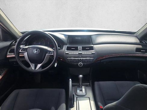 Used 2010 Honda Crosstour EX image 13