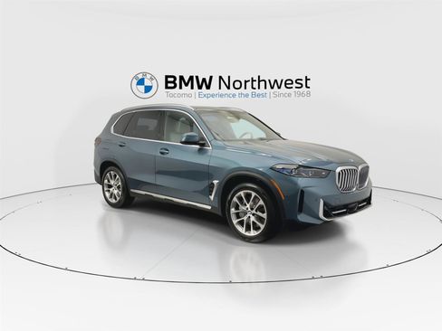 New 2026 BMW X5 xDrive50e w/ Climate Comfort Package image 6