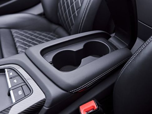 Used 2022 Audi R8 V10 w/ Carbon Exterior Package RWD image 77